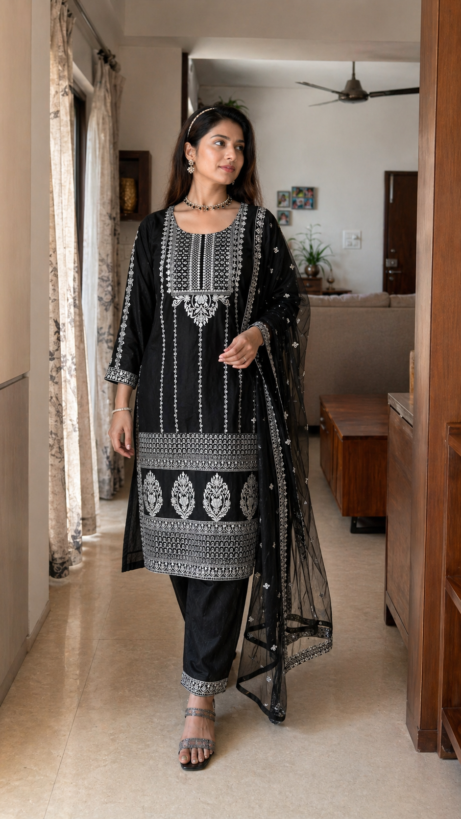 Laila Silver Embroidered Set